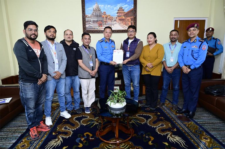 शैक्षिक संस्थामा आगजनी गर्नेविरुद्ध कारबाही गर्न नेविसंघको माग