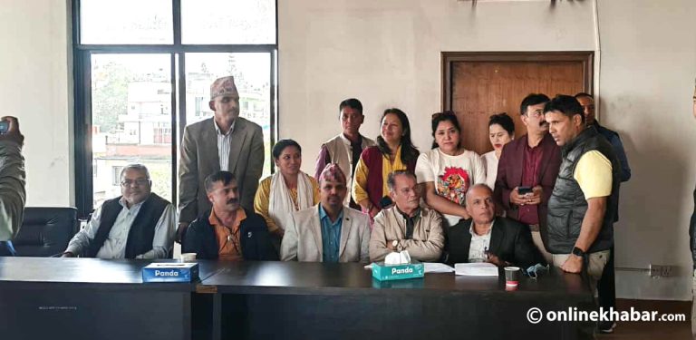 विशेष महाधिवेशनको पक्षमा हस्ताक्षर गर्नेको संख्या ५४ प्रतिशत कट्यो