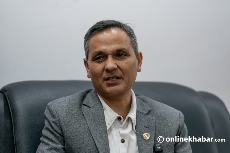 शान्ति सुरक्षाको अवस्था र निर्वाचन तयारीबारे जानकारी लिन गृहमन्त्री मधेश जाने