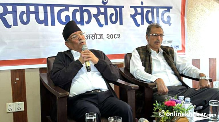 प्रचण्डको प्रस्ताव- वर्तमान संविधानले काम गर्दैन, परिमार्जन गरौं