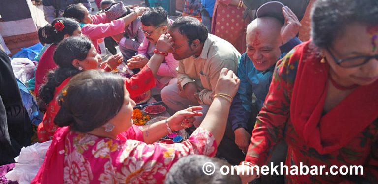 रानीपोखरीमा भाइटीकाको रौनक (तस्वीरहरू)