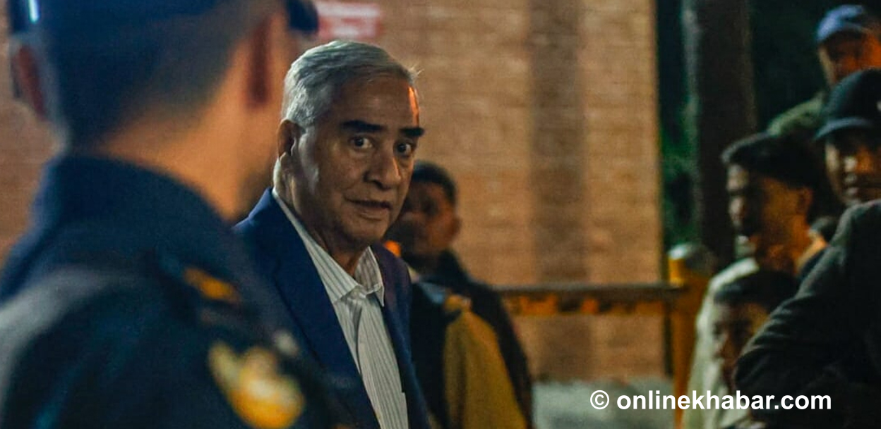 देउवा दम्पती सिंगापुरतर्फ प्रस्थान