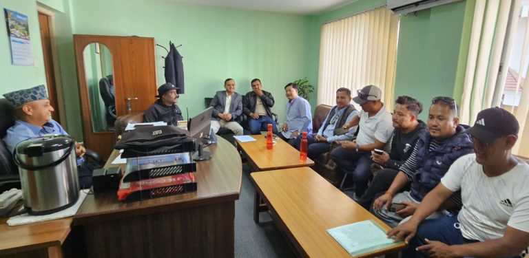 पूर्वएआईजी सुवेदी र अधिवक्ता न्यौपानेविरुद्ध वाईसीएल र अखिल क्रान्तिकारीले दियो उजुरी