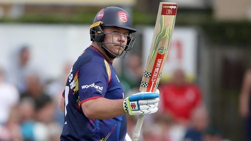 एनपीएल : पोखरा एभेन्जर्समा इंग्लिस विकेटकर एडम रोसिङगटन