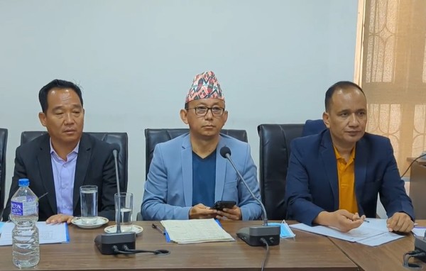 एन्फा वरिष्ठ उपाध्यक्ष खड्काले महासचिव राईलाई सोधे स्पष्टीकरण