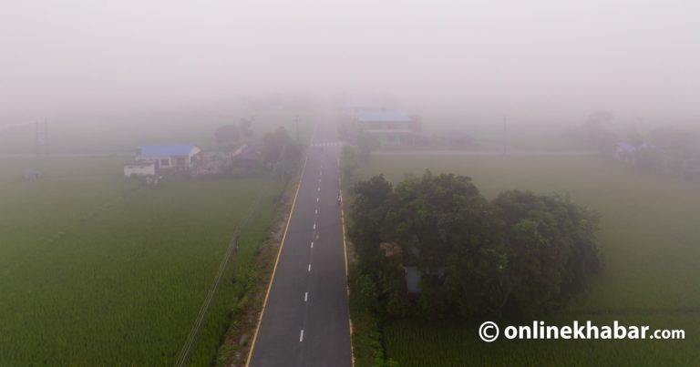 शरद ऋतुको मोहक दृश्य र कुहिरोले छोपिएको गाउँ (फोटो फिचर)