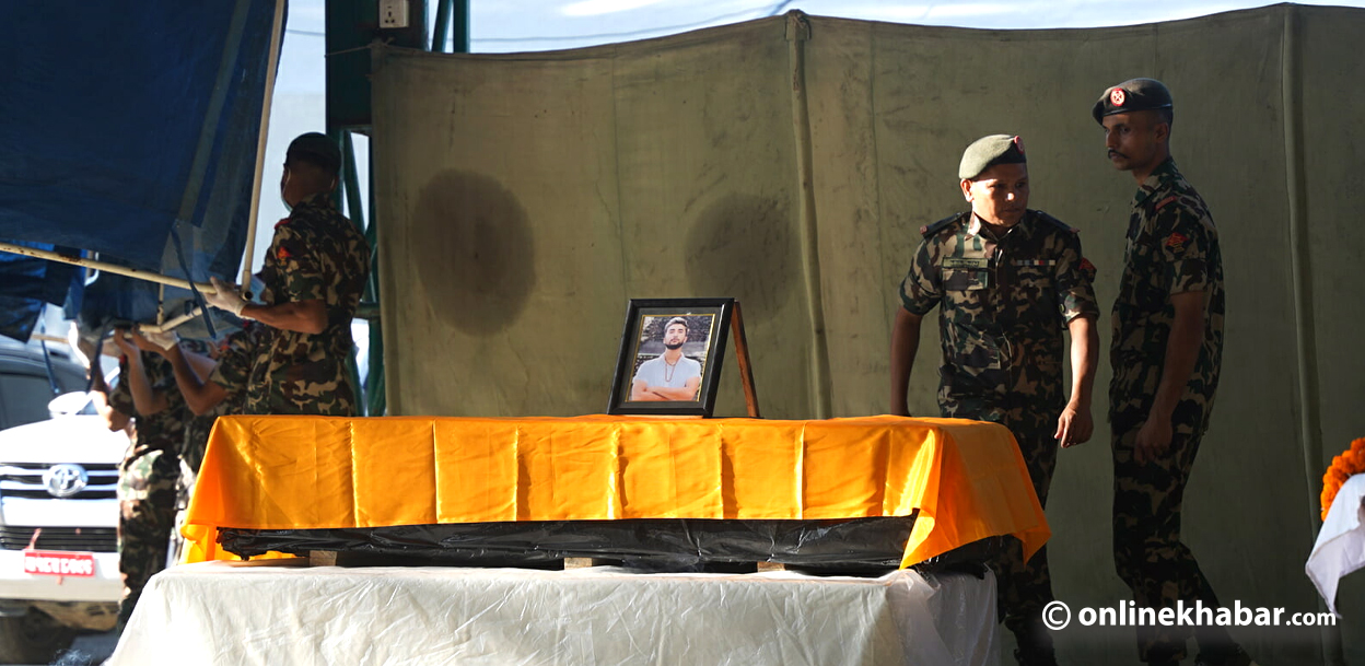 विपिनको पार्थिव शरीरमा प्रधानमन्त्रीसहितले दिए श्रद्धाञ्जली