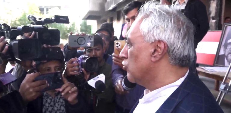 संविधानको रक्षा गर्दै नागरिक अधिकार संस्थागत हुनुपर्छ : भण्डारी