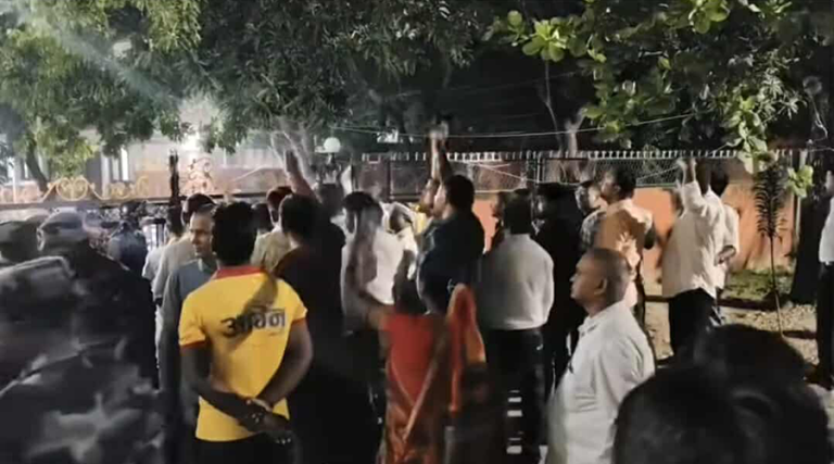 मधेश मुख्यमन्त्रीमा सोनलको नियुक्ति असंवैधानिक भएको भन्दै कांग्रेसको नाराबाजी