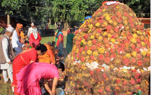 मिथिलामा गोबर र केराउ कुट्ने पर्व मनाइँदै
