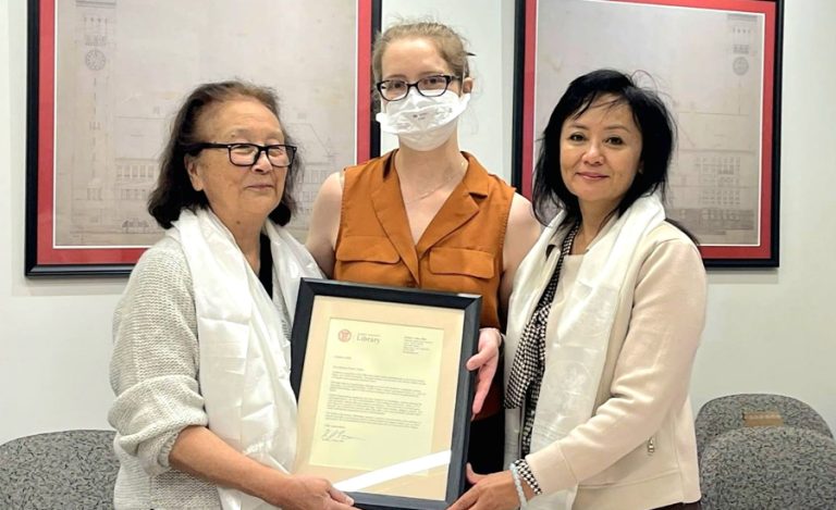 गोपाल योञ्जनका कृतिको संग्रह अमेरिकाको कर्नेल युनिभर्सिटीलाई प्रदान