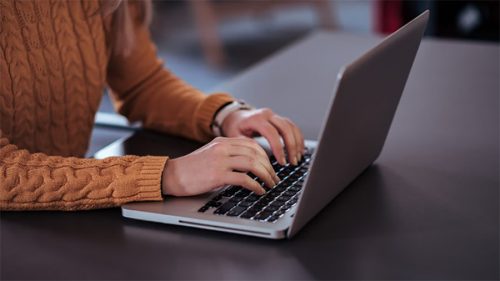 इन्टरनेटबाट मेट्न चाहनुहुन्छ आफ्नो निसानी ? यसरी हटाउनुहोस् डिजिटल फूटप्रिन्ट