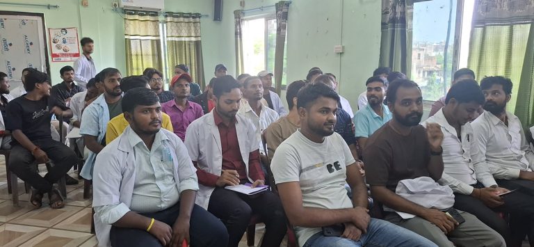 जनकपुरका स्वास्थ्यकर्मीले घोषणा गरे आन्दोलन
