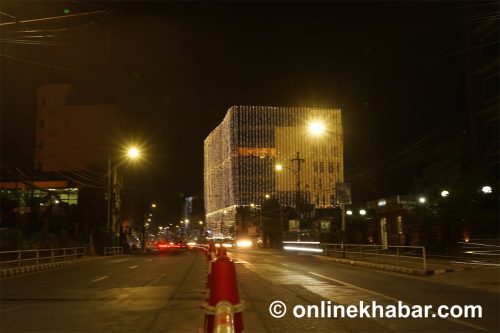तिहारमा बेहुली झैं सिंगारिए काठमाडौंका मुख्यचोकहरू (तस्वीरहरू)