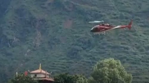 काभ्रेमा छिमेकीको घर भत्किँदा एक जना घाइते, हेलिकप्टरबाट उद्धार