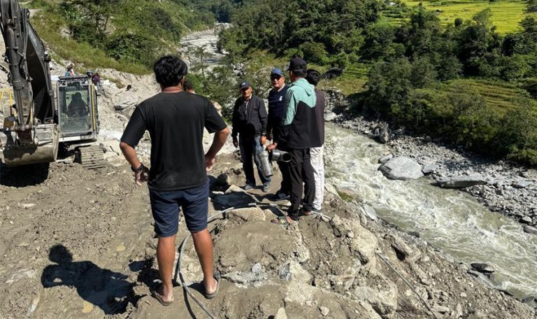 ८० दिनपछि खुल्‍यो खाँदबारी-किमाथाङ्का सडक