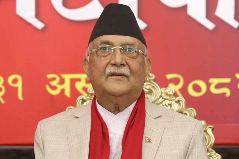 एमाले सधैंका लागि सरकारबाट हट्‌यो भन्ने भ्रम नपाले हुन्छ : ओली