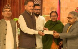 बाढीपहिरो पीडितका लागि सत्संग नेपालले गर्‍यो १० लाख सहयोग
