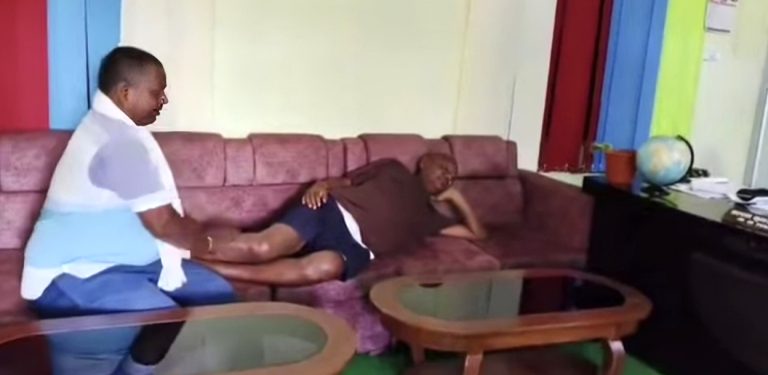 वडाध्यक्षबाट मालिस गराउने गाउँपालिका अध्यक्ष दिननाथ चौधरीले दिए पदबाट राजीनामा