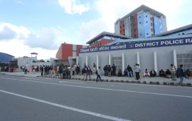 काठमाडौं प्रहरीले भन्यो- ओली र लेखकमाथि अनुसन्धान जारी छ