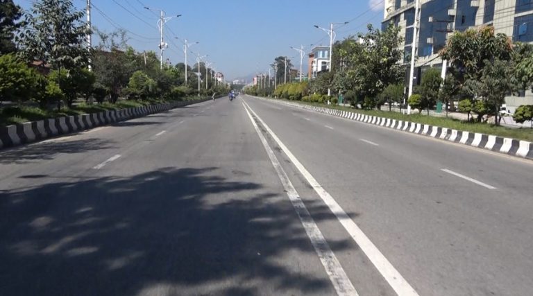 तिहार सुरु भएसँगै उपत्यकाका सडक सुनसान