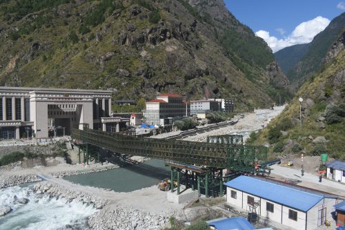 ल्हेन्दे खोलाको मितेरी पुल पुनर्निर्माण अन्तिम चरणमा