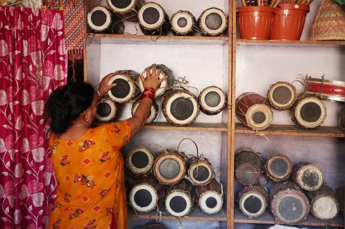 मादल बिक्री नभएपछि बागलुङका व्यवसायी निराश