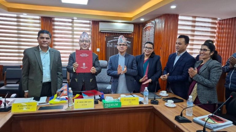 गएको आर्थिक वर्ष सरकारको सञ्चित कोष २ खर्ब ऋणात्मक