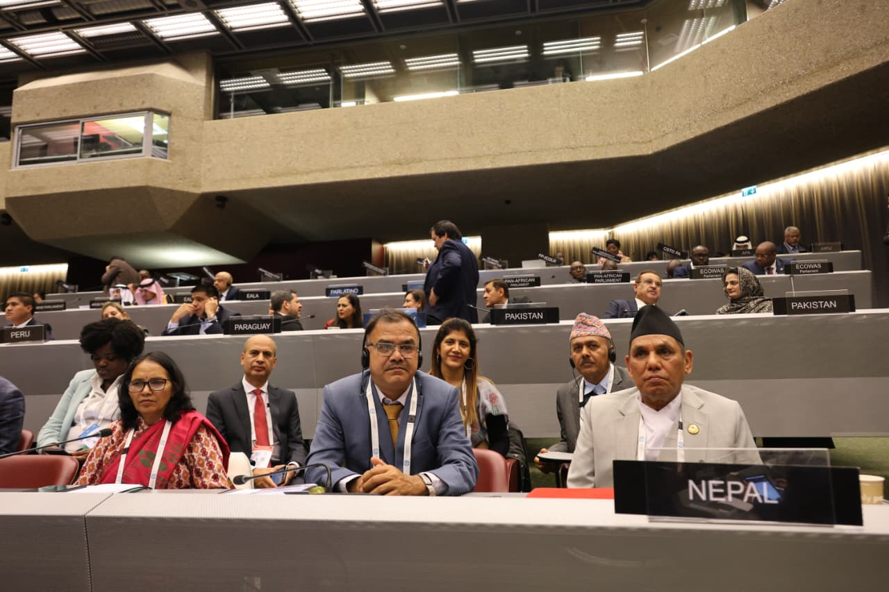 क्षतिग्रस्त संरचनाको पुनर्निर्माणमा सहयोग गर्न अन्तर्राष्ट्रिय समुदायलाई आह्वान