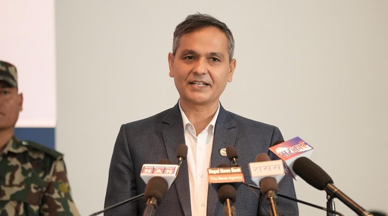 समुदायको अग्रसरताविना विपद् न्यूनीकरण सम्भव छैन : गृहमन्त्री अर्याल