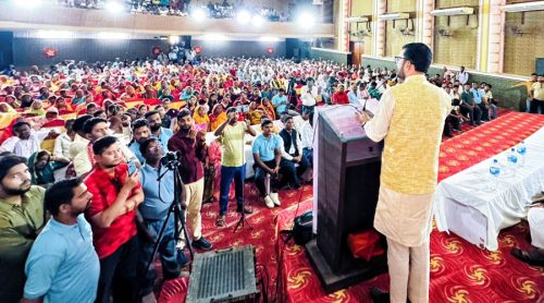 तोकिएकै समयमा निर्वाचन नभए देश दुर्घटनामा जान्छ : यादव