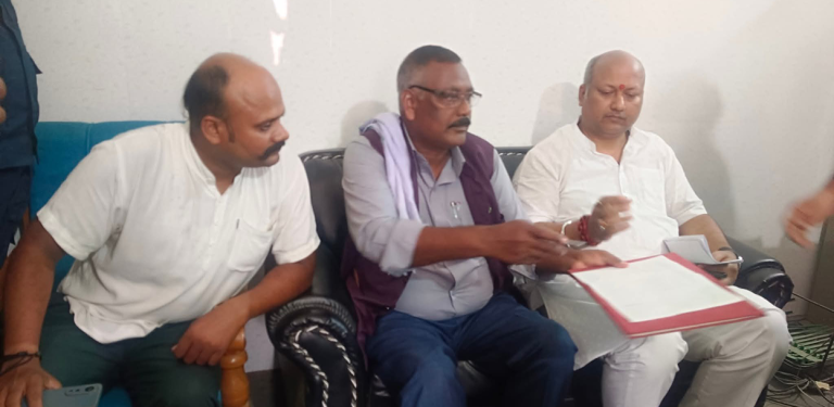 मधेश संसदीय दलमा पनि फुट्यो जनमत