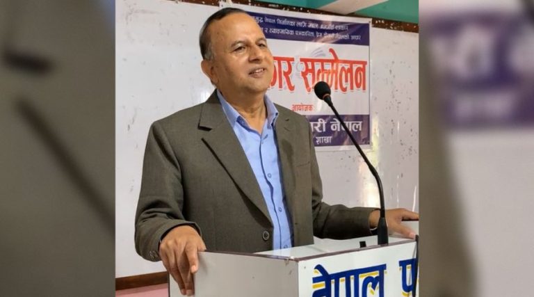 केपी ओलीसहितका नेताहरूको सुरक्षाकर्मी कटौतीप्रति शंकर पोखरेलको असन्तुष्टि