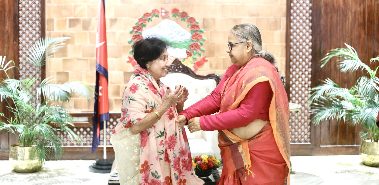 प्रधानमन्त्री कार्कीलाई अञ्जली मास्केले भनिन्- नडराइ काम गर्नुहोला