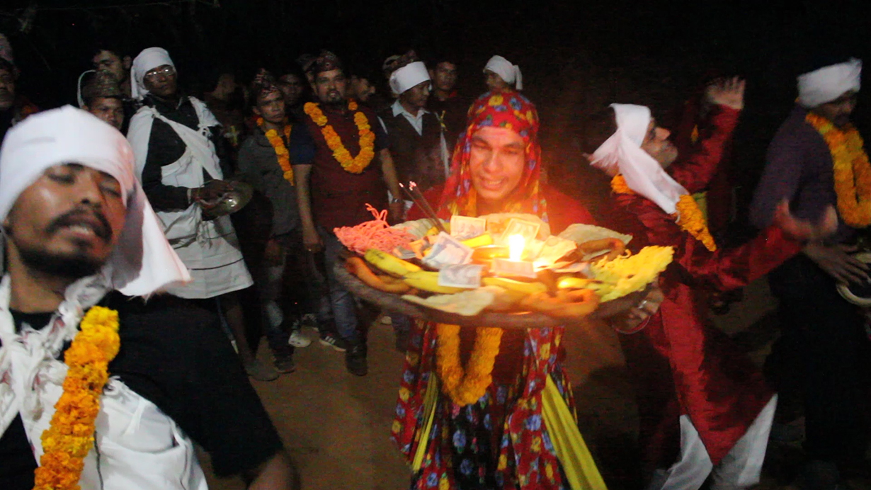 गुल्मीका गाउँ-गाउँमा मौलिक देउसीभैलो, सहरमा आधुनिक