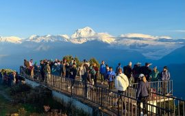नेपालमा सामान्य बढ्यो पर्यटक खर्च, घट्यो शिक्षामा विदेशिने रकम