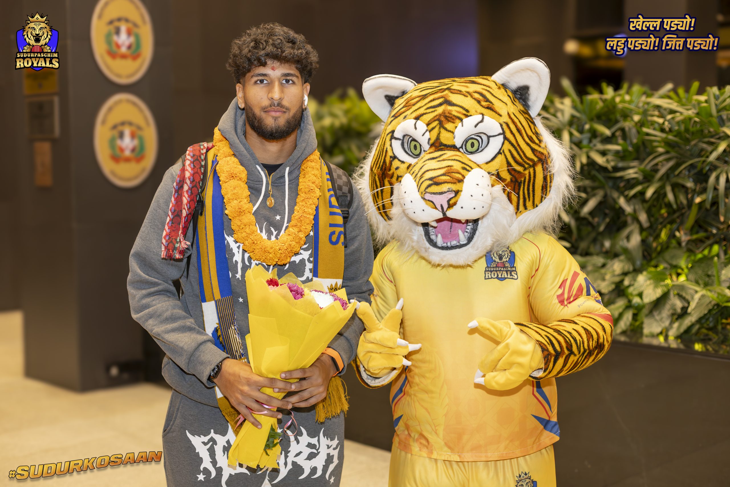 सुदूरपश्चिमबाट एनपीएल खेल्न नेपाल आइपुगे युएईका ध्रुव परासार