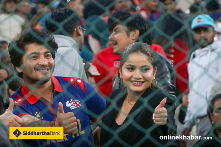 एनपीएल क्रेज : टियू क्रिकेट मैदानमा एलिना चौहान र प्रताप दास