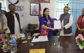 प्रदेशसभा बैठक बोलाउन सांसदहरूले उपसभामुखलाई बुझाए ज्ञापन