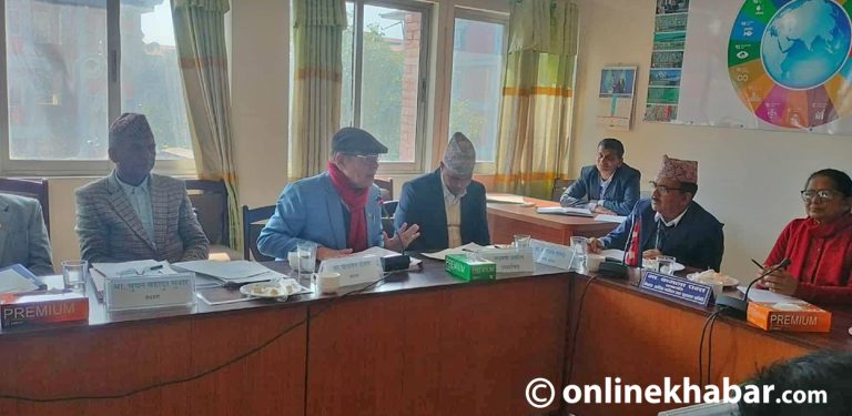 वामदेव गौतमको प्रस्ताव : दलित भनेर भेदभाव गर्नेको सम्पत्ति जफत गरौं