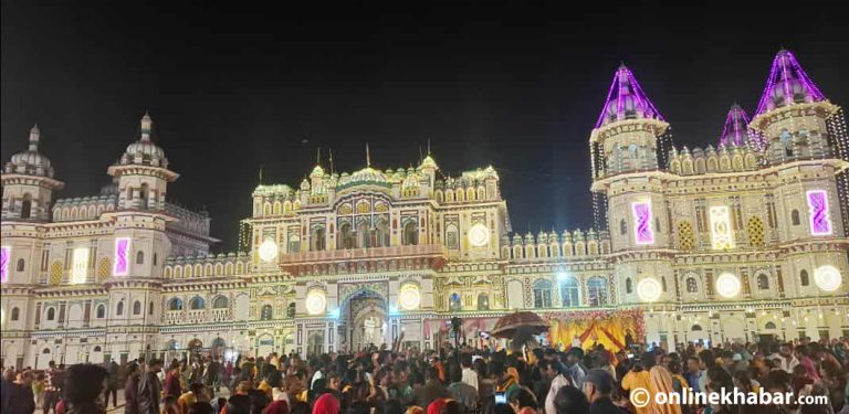 बेहुली झैं सिंगारियो जानकी मन्दिर, रातभर हुनेछ वैवाहिक कार्यक्रम (तस्वीरहरू)