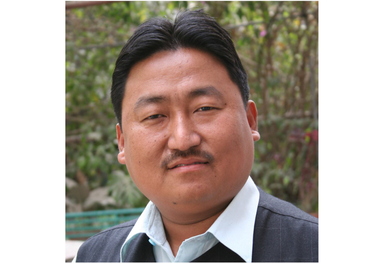 निगम सञ्चालक समिति अध्यक्ष राइले लिए पद तथा गोपनीयताको शपथ