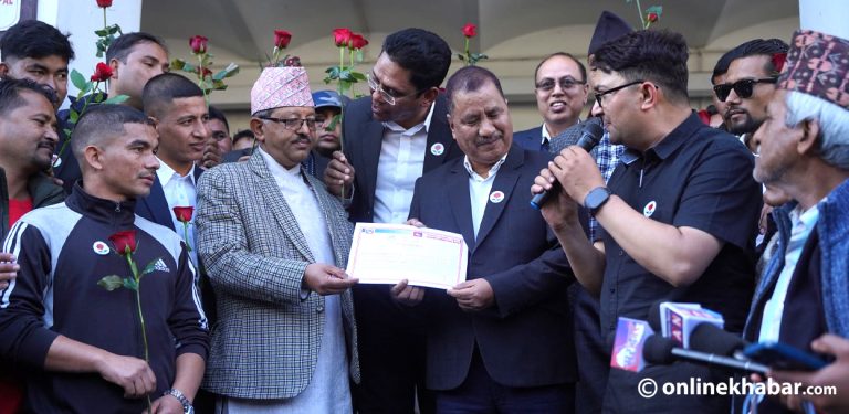 विप्लव नेतृत्वको दलले पायो प्रमाणपत्र, चुनाव चिह्न गुलाब