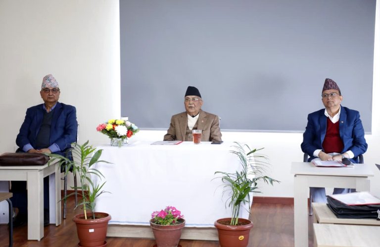 सचिवालय बैठकमा ईश्वर पोखरेलले भने- अध्यक्षमा प्रतिस्पर्धा गर्छु