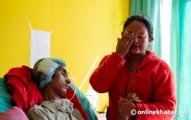 दुई महिनादेखि कोमामा दौलत, परिवारको थाप्लोमा ७ लाख ऋण