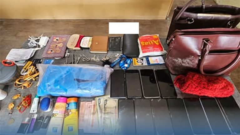 काठमाडौंको नेपालटारमा लुटियो महिलाको ब्याग, ४ जना पक्राउ