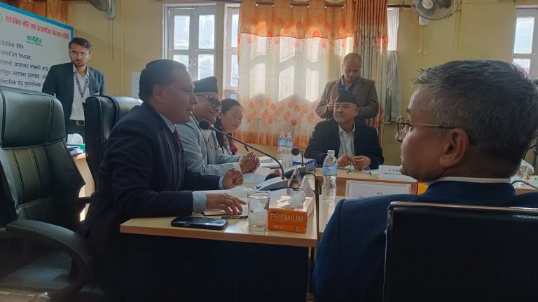 कुलमानले नेतृत्व गरेका तीन मन्त्रालयको १ खर्ब ९५ अर्ब बजेट रोक्का