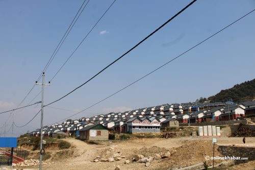 लाप्राकमा बल्ल पुग्यो केन्द्रीय प्रसारण लाइनको बिजुली