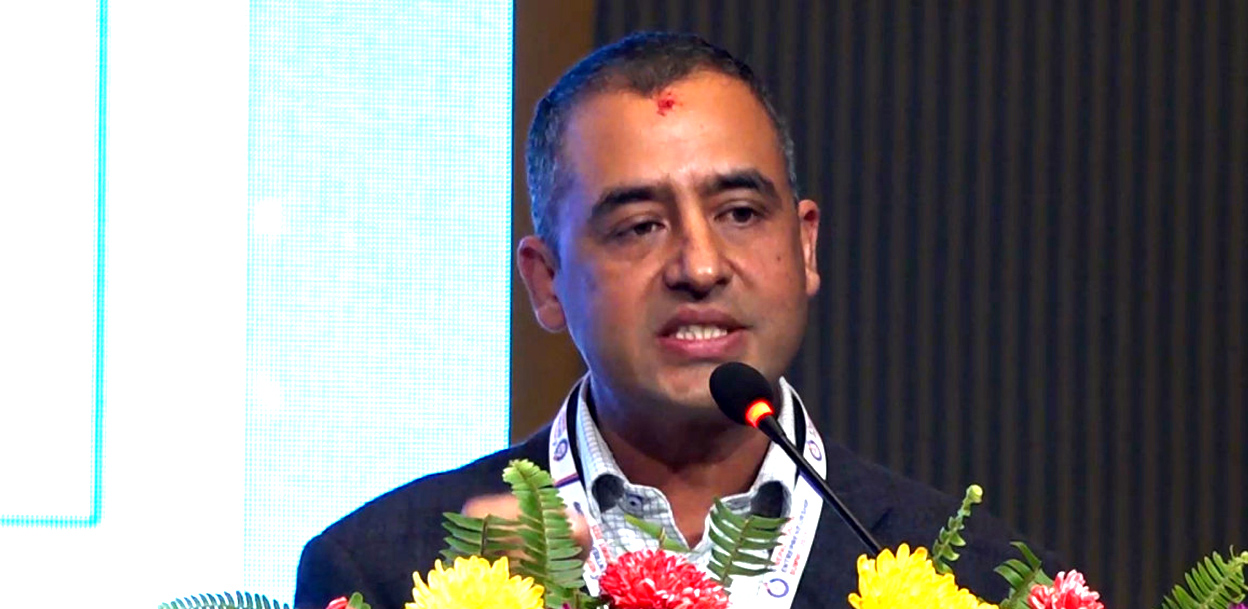 राजनीतिक दलजस्तै उद्योग खोल्न पनि प्रतिस्पर्धा आवश्यक : उपाध्यक्ष ढकाल