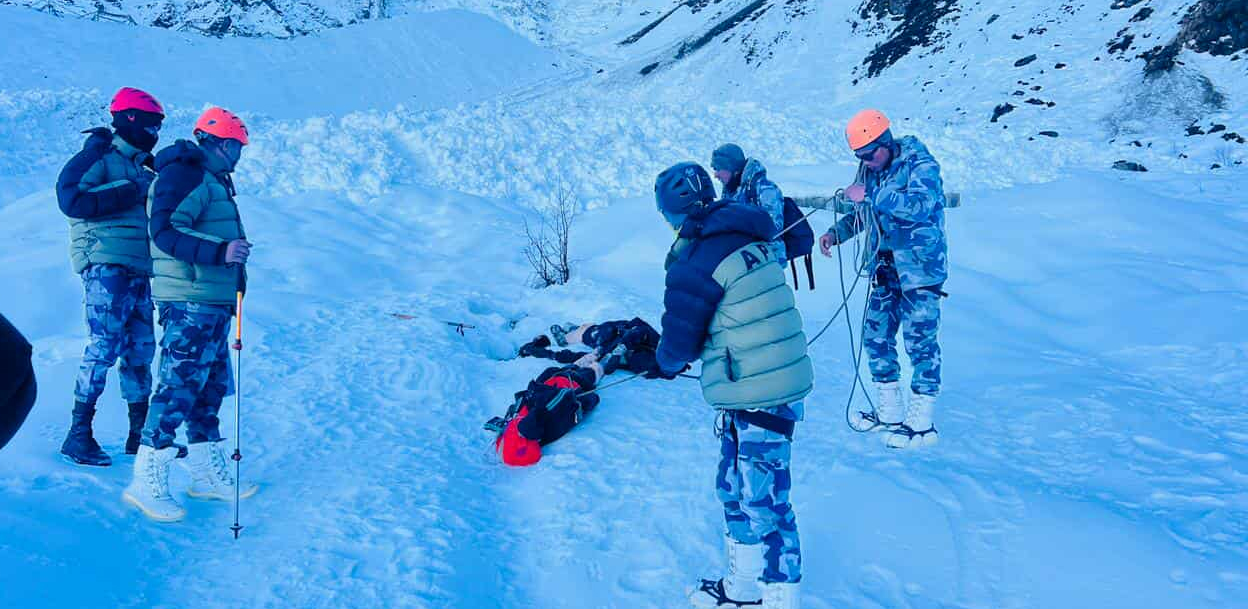 ३ कात्तिकदेखि मनाङमा बेपत्ता भारतीय बाबु-छोरीको शव भेटियो